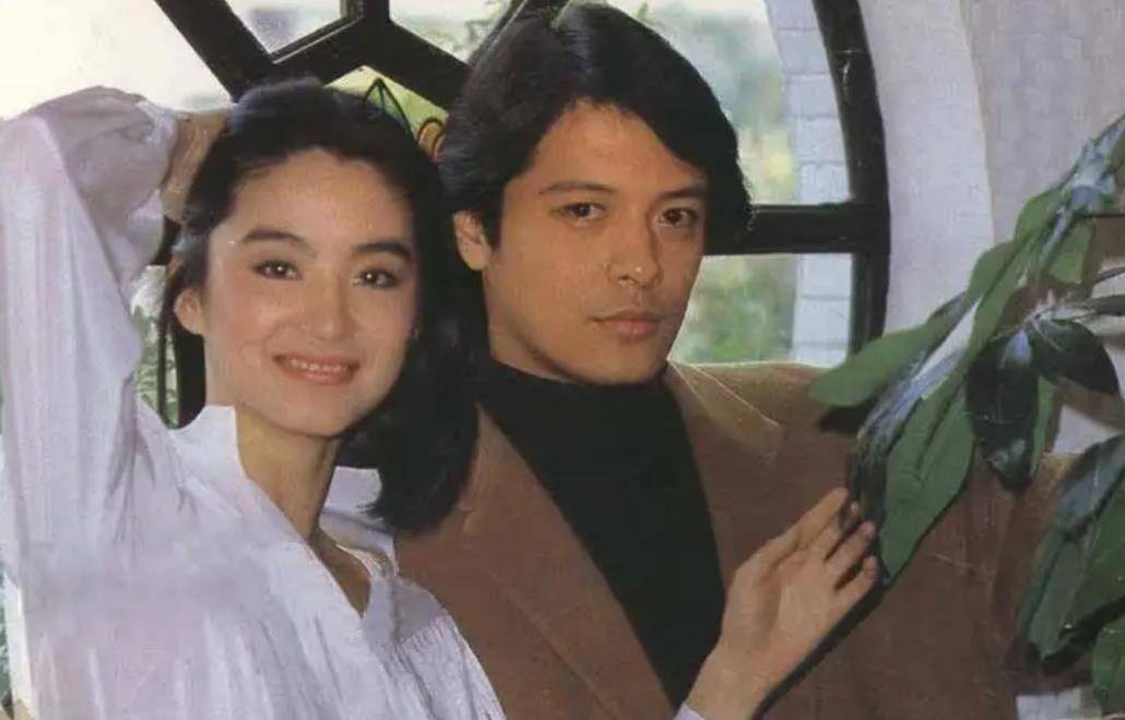 爆火时与邓丽君齐名的刘文正,退圈31年如蒸发,悬赏100万拍不到_生活