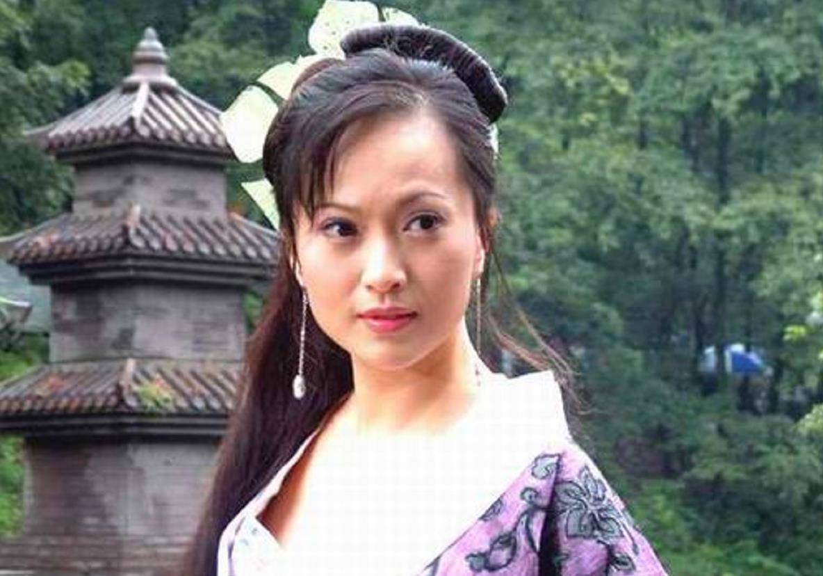 80年代"挂历美人"李勇勇:曾红极一时,而今看淡沉寂_形象_广大观众