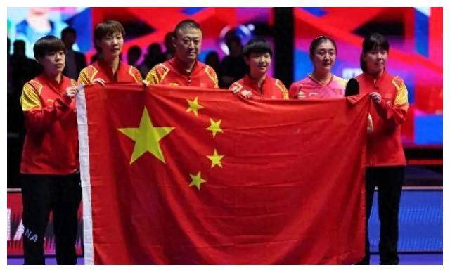 中国女乒不屈斗志,逆转夺冠,展现绝对实力,震撼群众