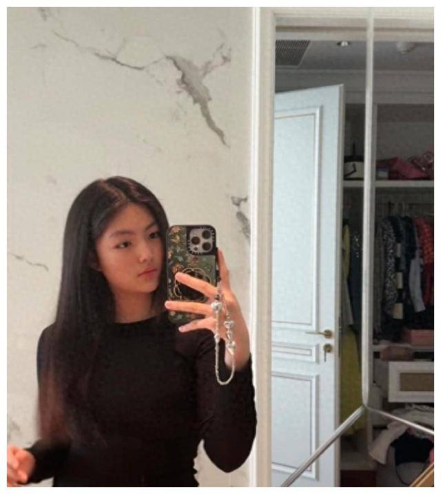 王诗龄英国豪宅内景曝光,小女神青春现世界,仙气十足_生活_机遇_成长