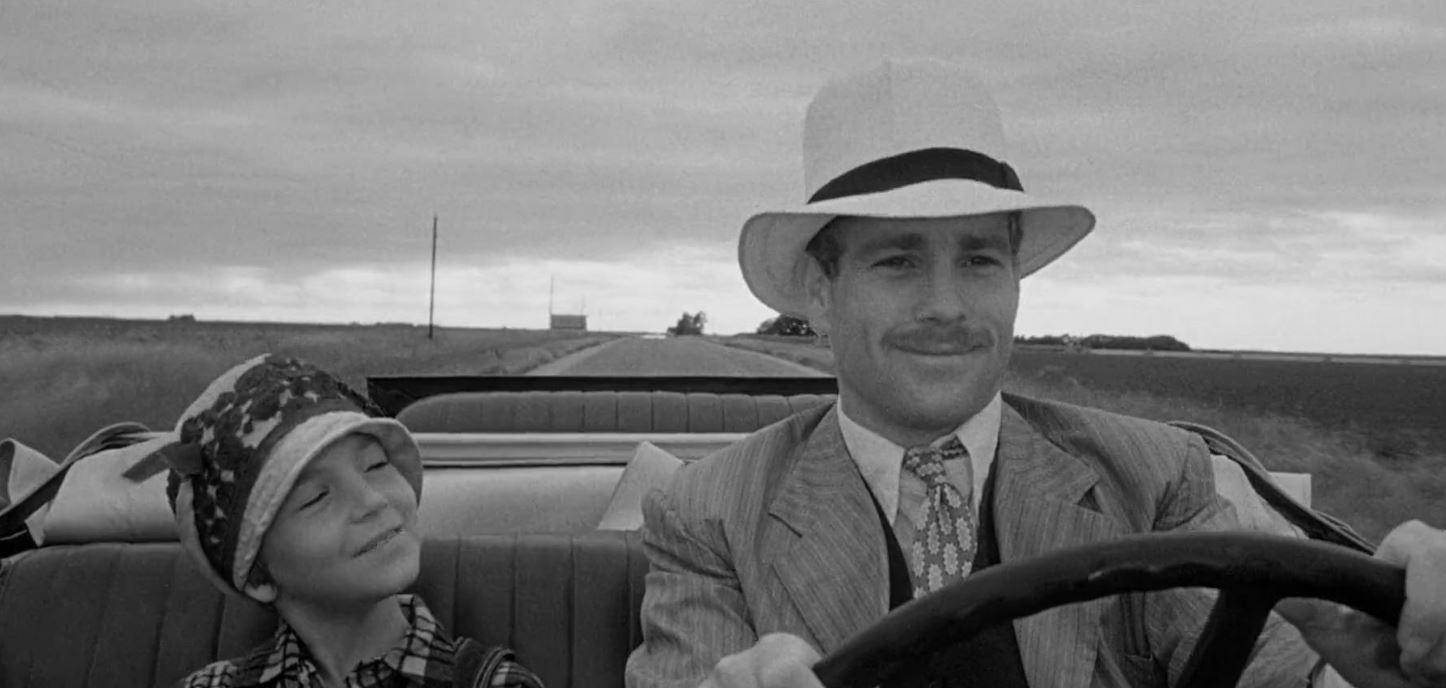 《纸月亮》剧照影片《纸月亮》讲述的是 1936年的国外中西部,以行骗