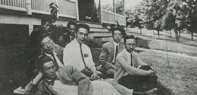 他26岁学成归国,42岁当校长,17年后远走他乡,换