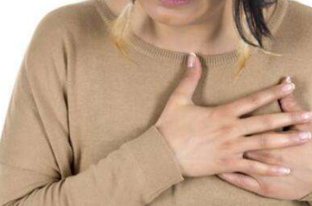 女人若坚持用它泡水喝,或许能通乳散结!_生活_功效_乳房