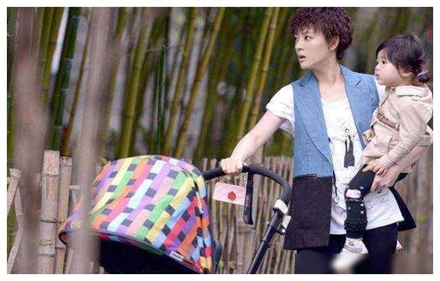 邓超也意识到了自己的行为可能给别人带来的困扰,决定不再干涉妻子的