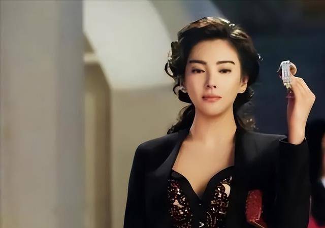 事情发生后,张雨绮果断与袁离婚.
