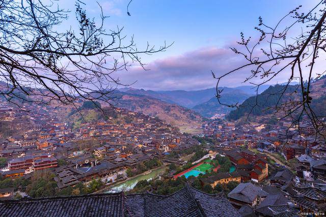 哈尔滨去贵州旅游多少钱,哈尔滨到贵州玩5天多少钱_前往_瀑布_远古