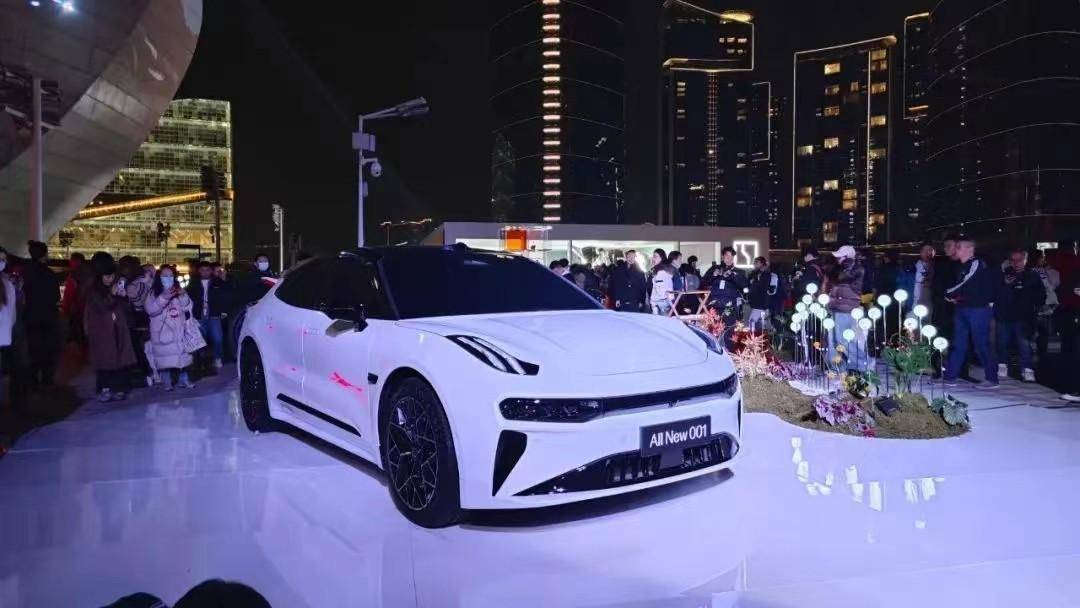 全新极氪001上市,1118项进化,26.9万起_搜狐汽车_搜狐网