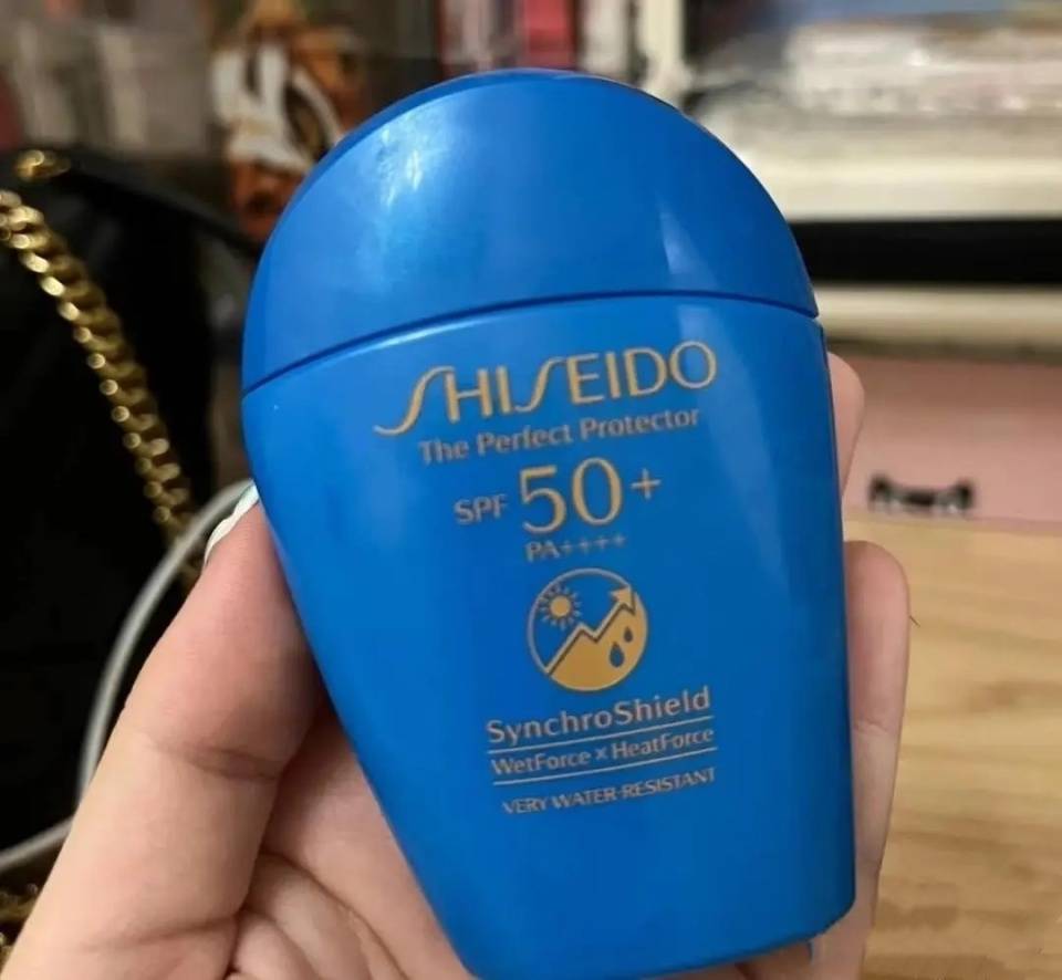 口碑最好的国货防晒霜!_质地_肌肤_肤色