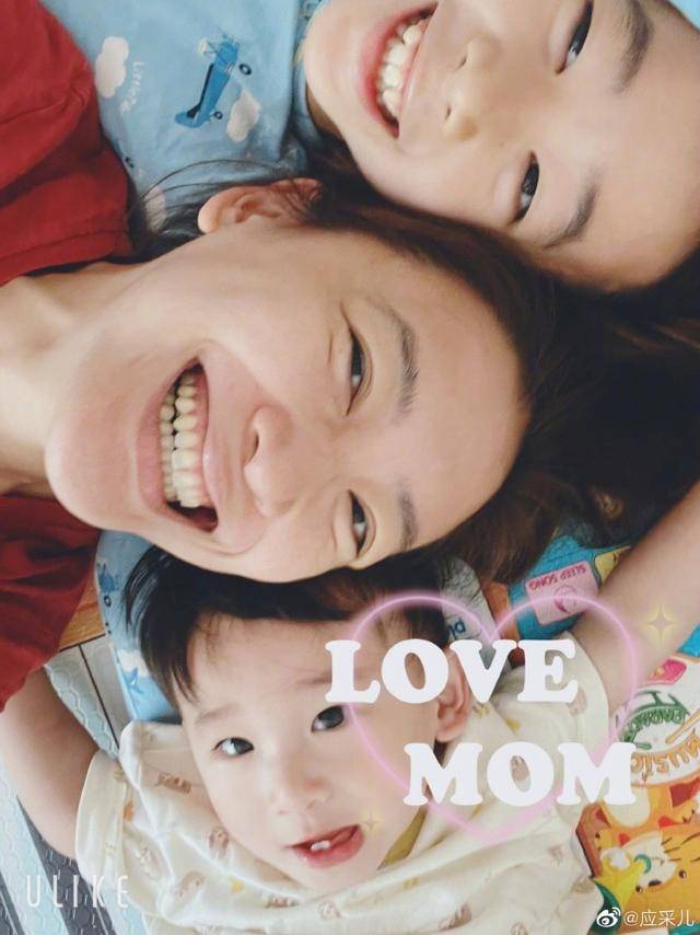 应采儿与萌娃合照,小朋友全程大哭,她秒变痛苦面具吐槽:好难哄_陈小春