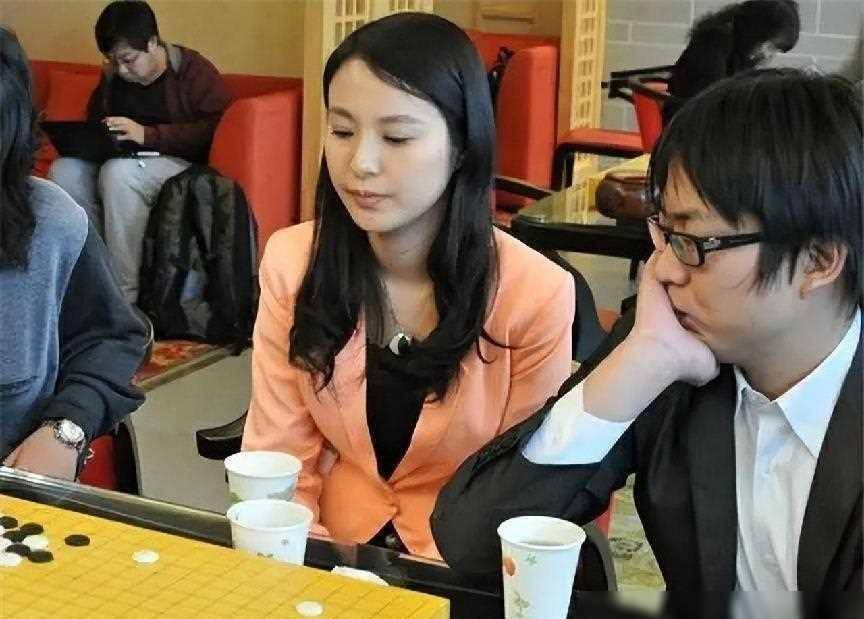 长子:改国外身份,03年娶国外女子,还拒绝让儿子姓聂_围棋_家庭_孔令文