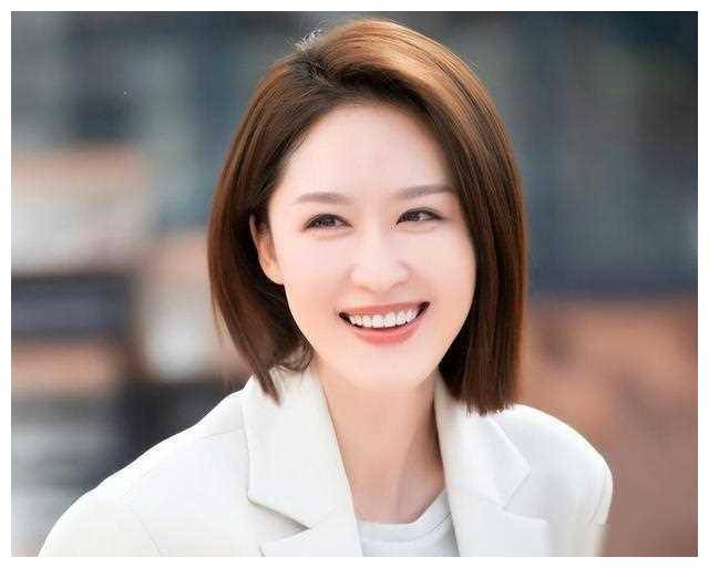 张雯:演坏女人不火,与刘亦菲相似,与热巴抢风头,引人关注.
