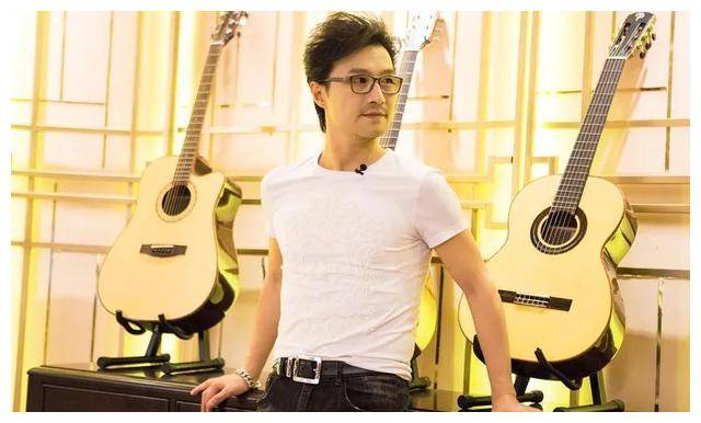 李健永远不离婚,与孟小蓓的爱情坚若磐石,深情不渝!_婚姻_生活_汪峰