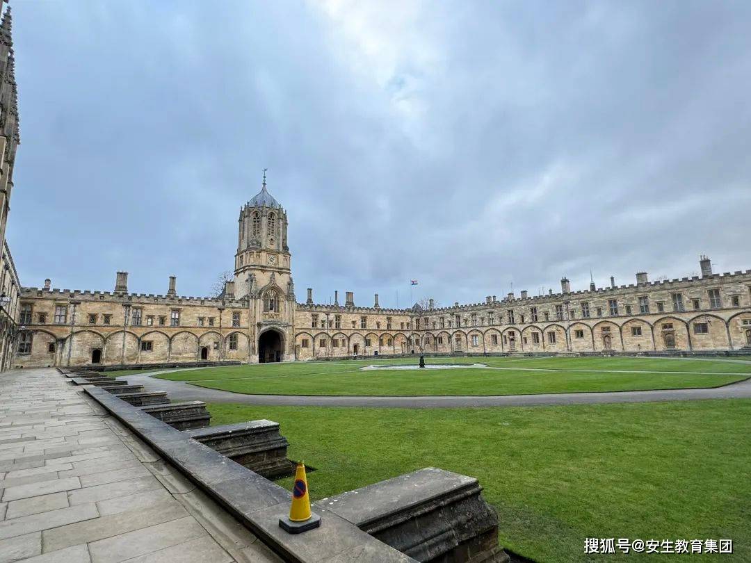 牛津_英国_大学
