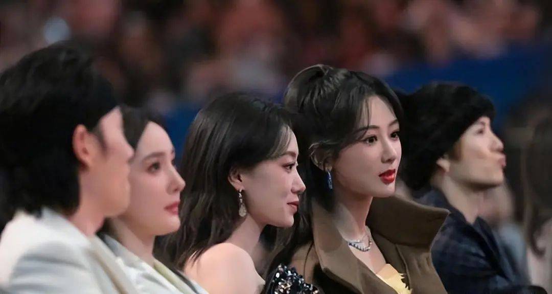 杨颖35岁生日无明星庆生,我看到了娱乐圈的"人走茶凉"_杨幂_倪妮_时候