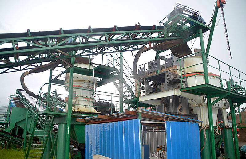 石子厂石料生产线配置_设备_破碎机_物料