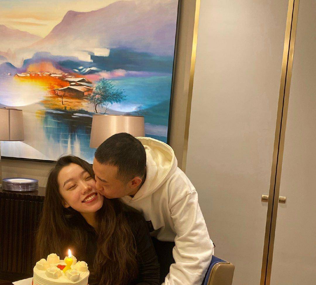 gai上线官宣有喜喜讯,看到网友的关注点后,简直要笑翻了_王斯然_老婆