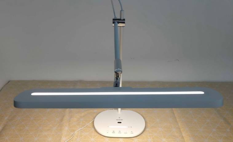 用护眼灯到底好不好呢？选购时看好这6点，闲置率为0！