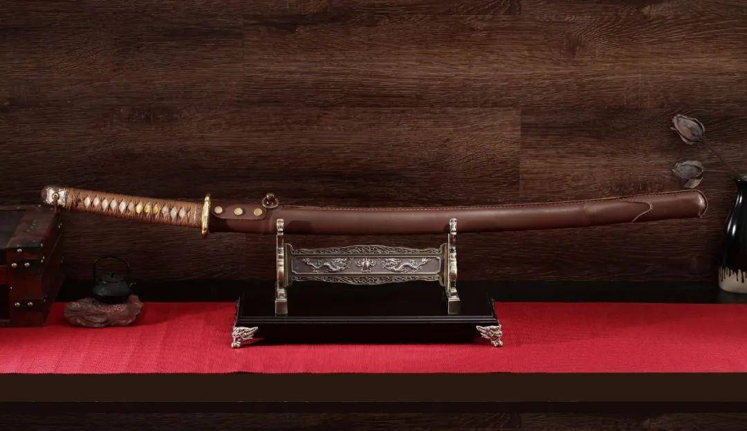 战场上的杀伐利刃——98式军刀_日本_武士刀_樱花