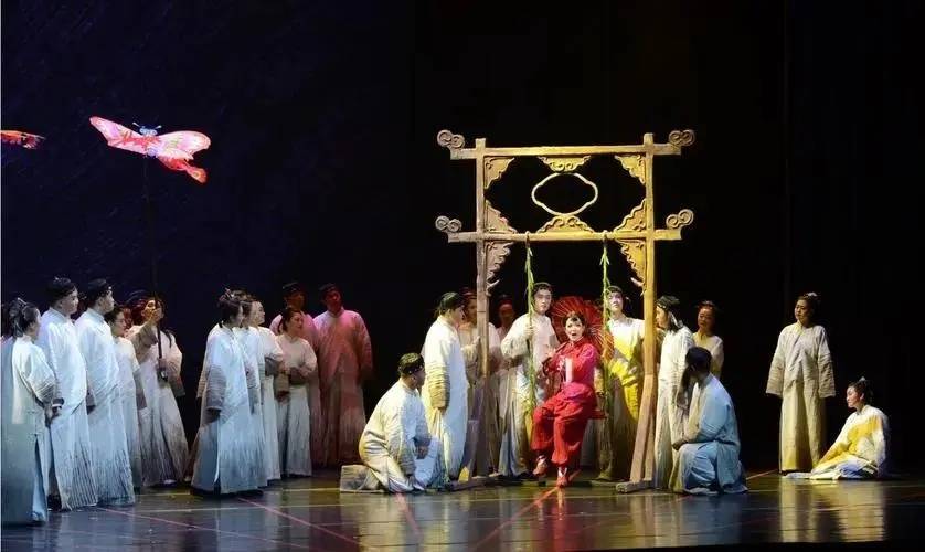 再读莫言的《檀香刑》:专制社会中,高高在上的权力与匍匐的民众_刑罚