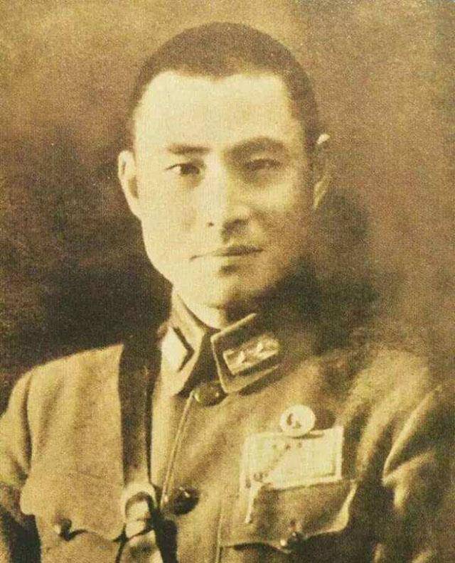 等他27年,他被特赦出狱后一个"滚"字,让妻子跳河_蔡维新_蔡若曙_时候