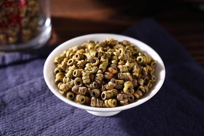 铁皮石斛的正确吃法养生的简易方法