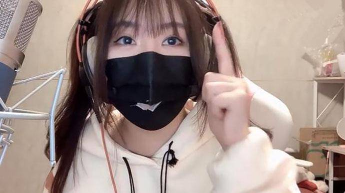 成都主播圈疯传:一条小团团摊上事了!