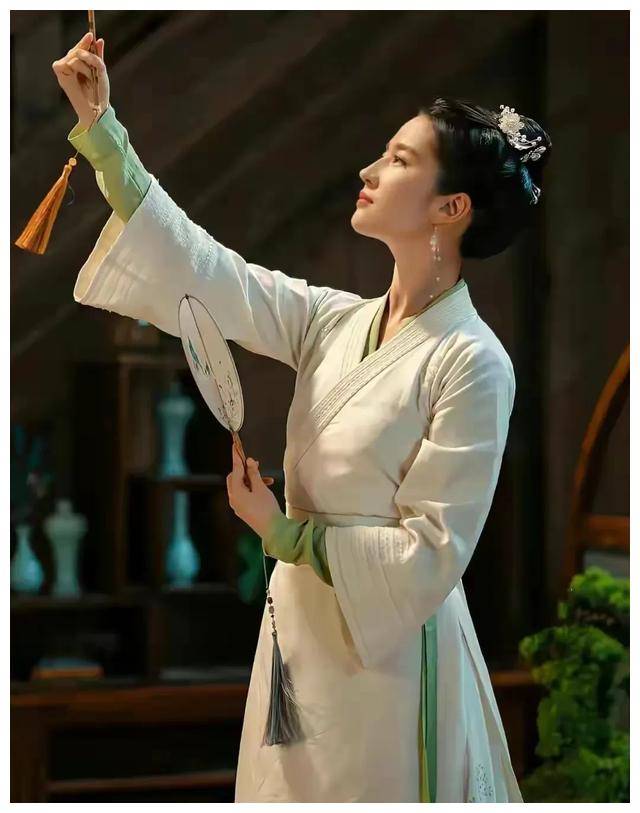 刘亦菲解读宋词美学,沈姐姐传授押韵技巧,宋词之美尽在其中.