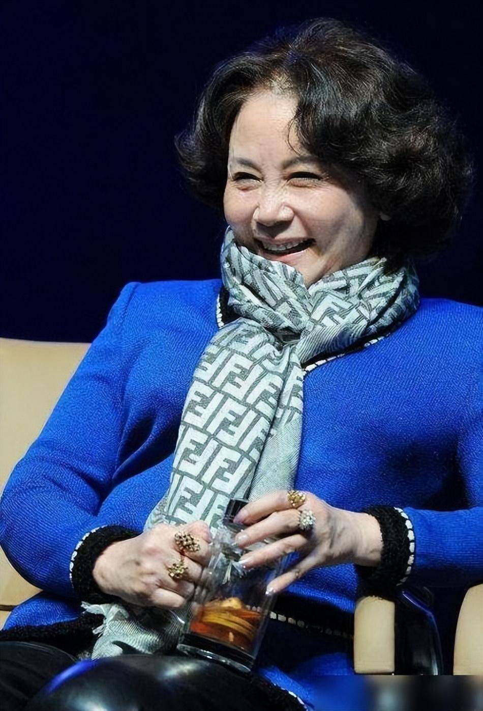 顾永菲_事业_经历