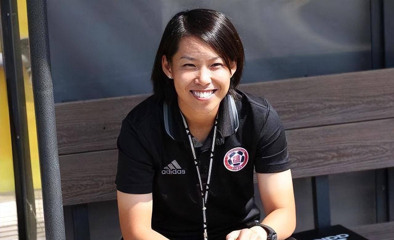 中国女足主帅选拔开始,陈婉婷或将不再担任女足主教练_问题_李轩_水