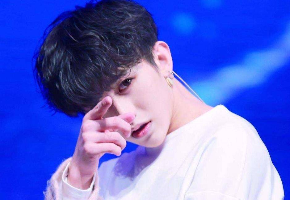 原创不营销不火当属流量小生蔡徐坤也是蛮尴尬