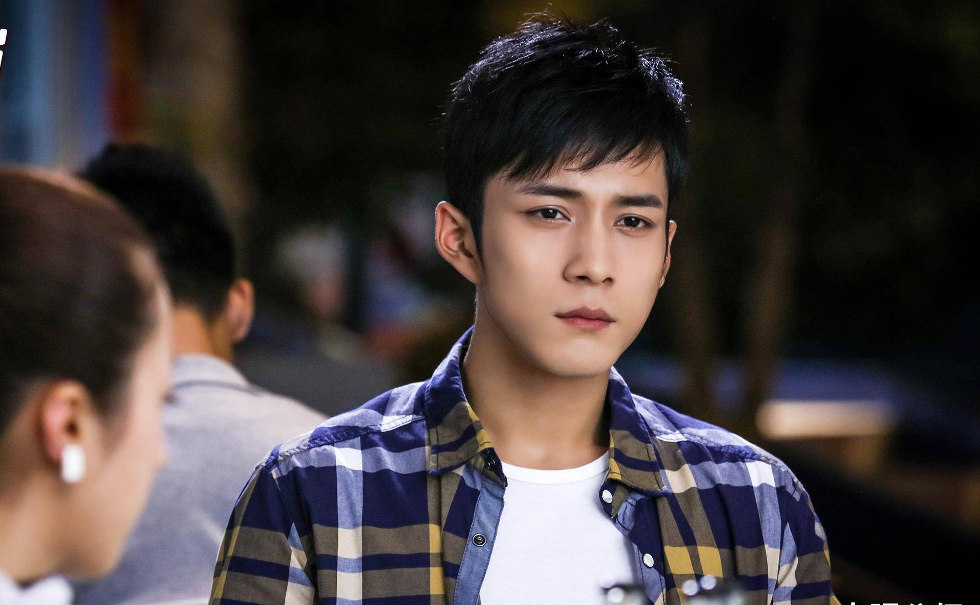 其实这个环节,可能大家想让韩东君评价每个女生的优点,可偏偏韩东君没