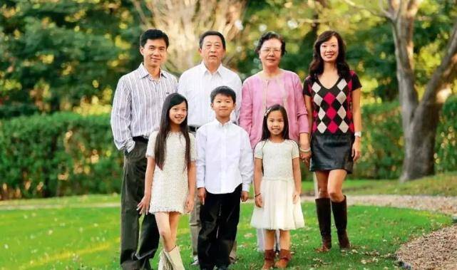 父:高二考入哈佛,29岁赚亿万身家,却为爱退隐美国_邵亦波_鲍佳欣_平台