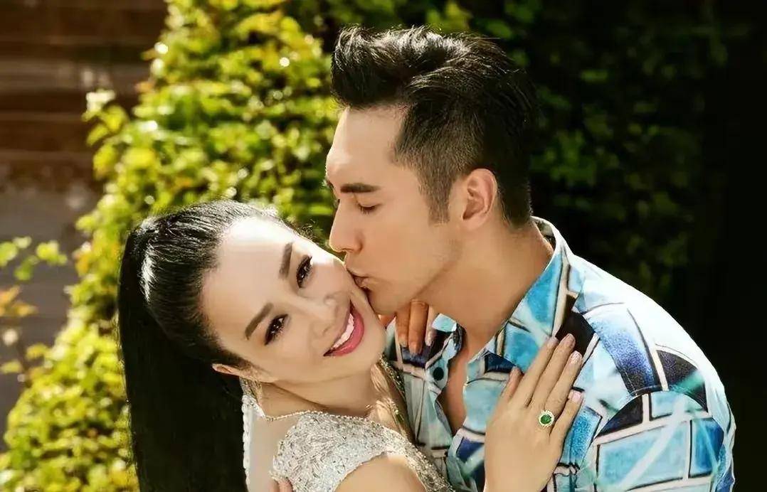 3段婚姻3个女儿51岁再为小12岁老公生四胎钟丽缇为啥这么拼