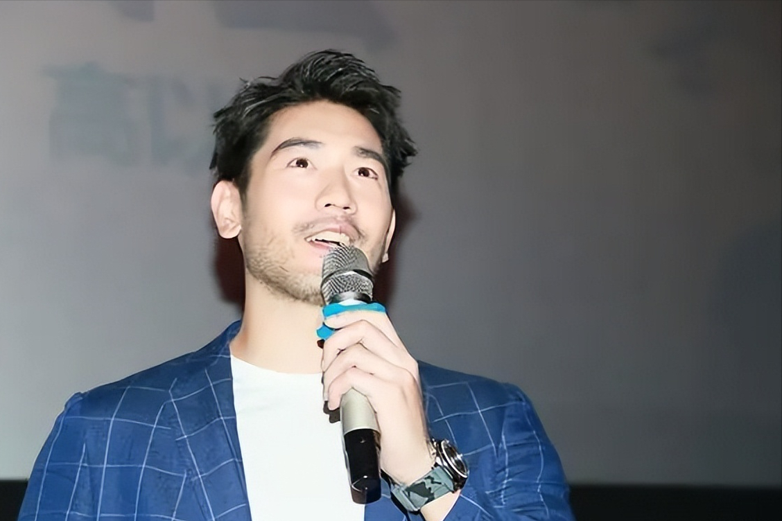 高以翔母亲:丧子又丧夫,74岁的她与大儿子相依为命令人泪目!