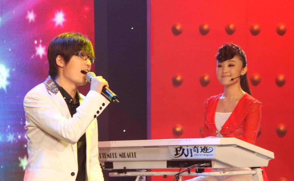 巅峰时刻上舞台,如今两人处境如何_音乐_小海_小玮