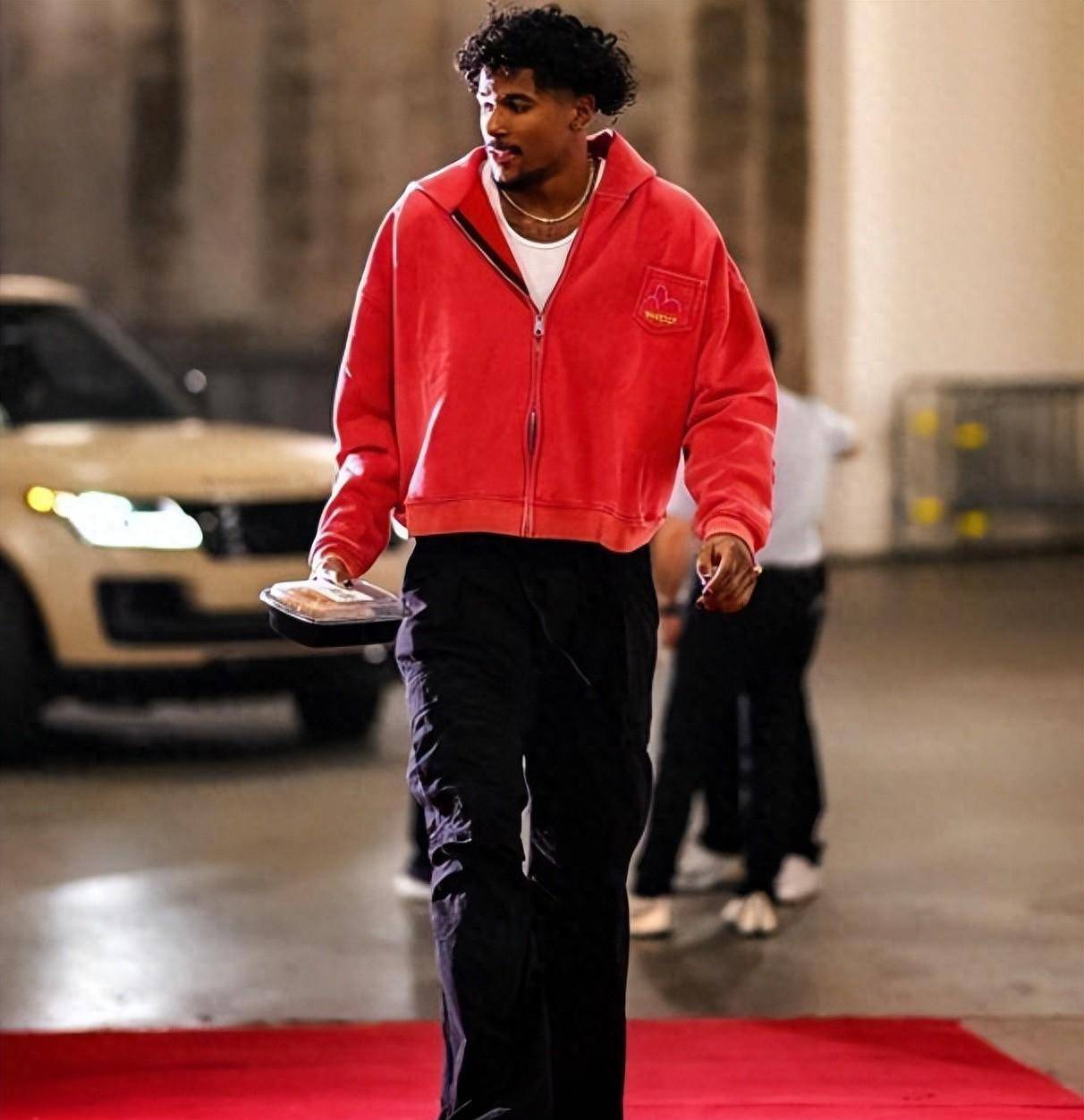 比赛_阿门·汤普森_球员