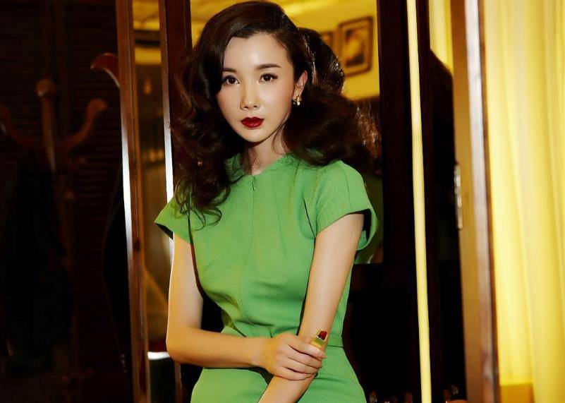 孙菲菲曾经相当红火,尽管如今有转变,她的形象依然让人喜欢_变化_东西