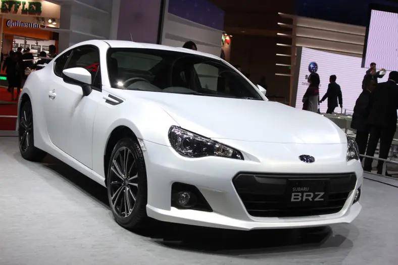 丰田86和斯巴鲁brz到底是不是一辆车?_搜狐汽车_搜狐网