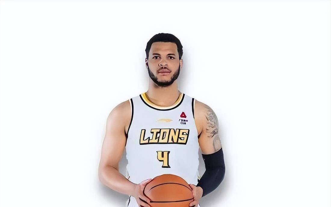 8后卫加盟,孙铭徽有强援_广厦队_赛季_外援