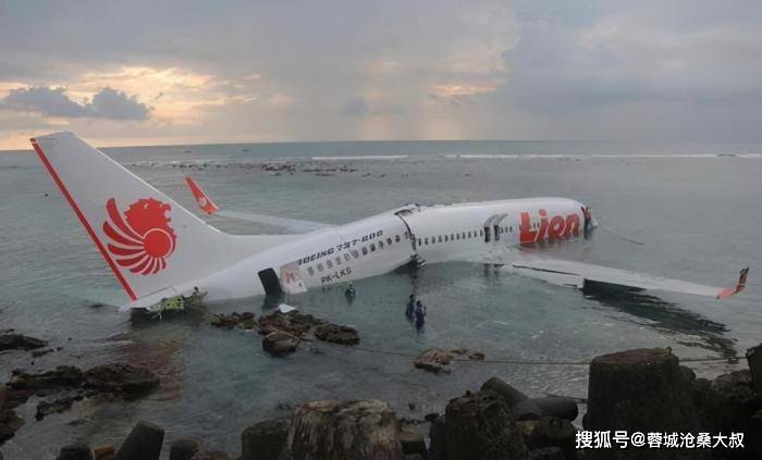 原创33亿美元改错波音737脱落门肇事公司将消失波音算盘打得太精