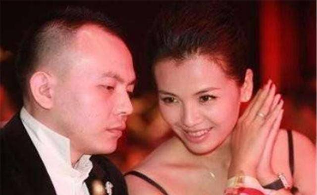 嫁入豪门的刘涛,为破产丈夫疲于奔命,能得到什么启发?_王珂_明星_质疑