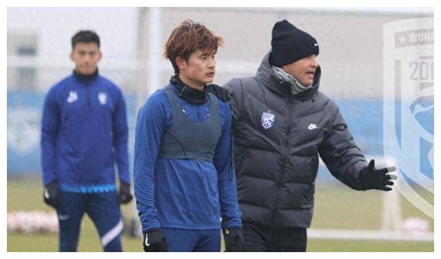 欧元_支出_包括