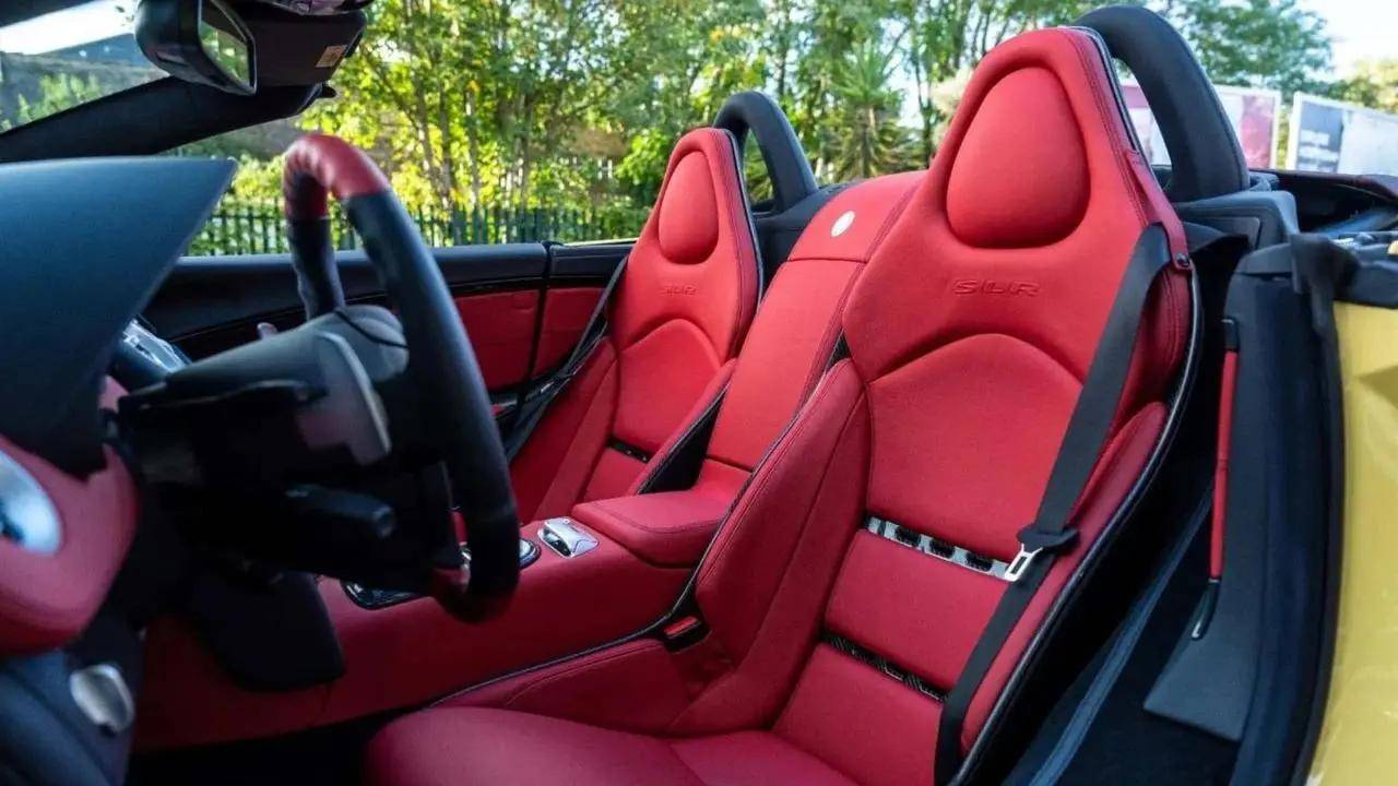 唯一原厂黄色,行驶不足100公里的2008年奔驰敞篷小跑slr