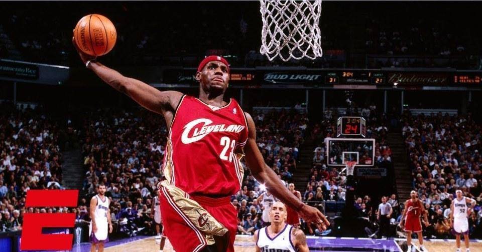 原创回顾詹姆斯的成王之路从1到4万是7432天的努力和坚持