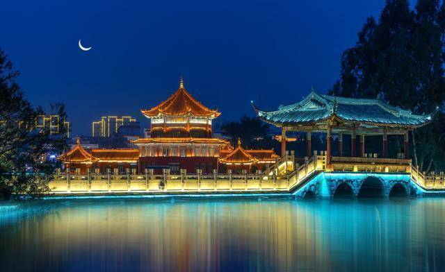 云南南部的一座低调城市,被建水弥勒遮住光芒,来后才知道太舒适了