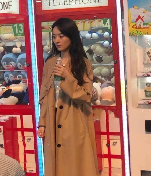 赵丽颖拍新戏满脸显疲惫,瘦太多圆脸变尖脸,网友:拼命三娘_颖宝_状态