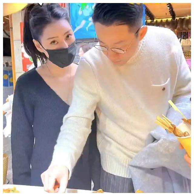 小玥_带着_八卦