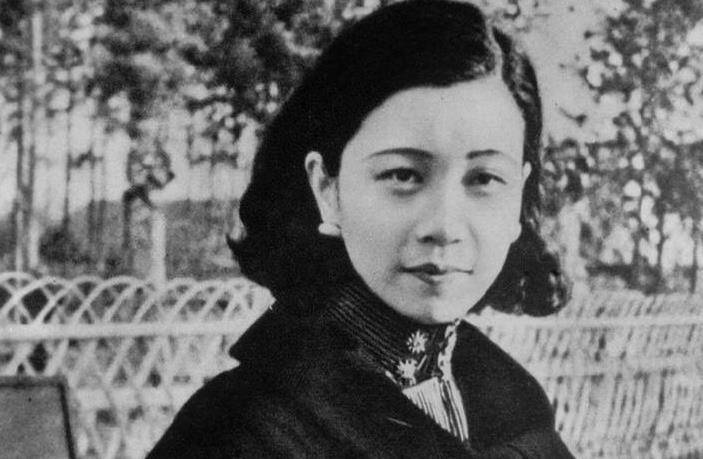 原创由茶叶大王沦为小贩的唐季珊始乱终弃两大民国影后因他毁灭