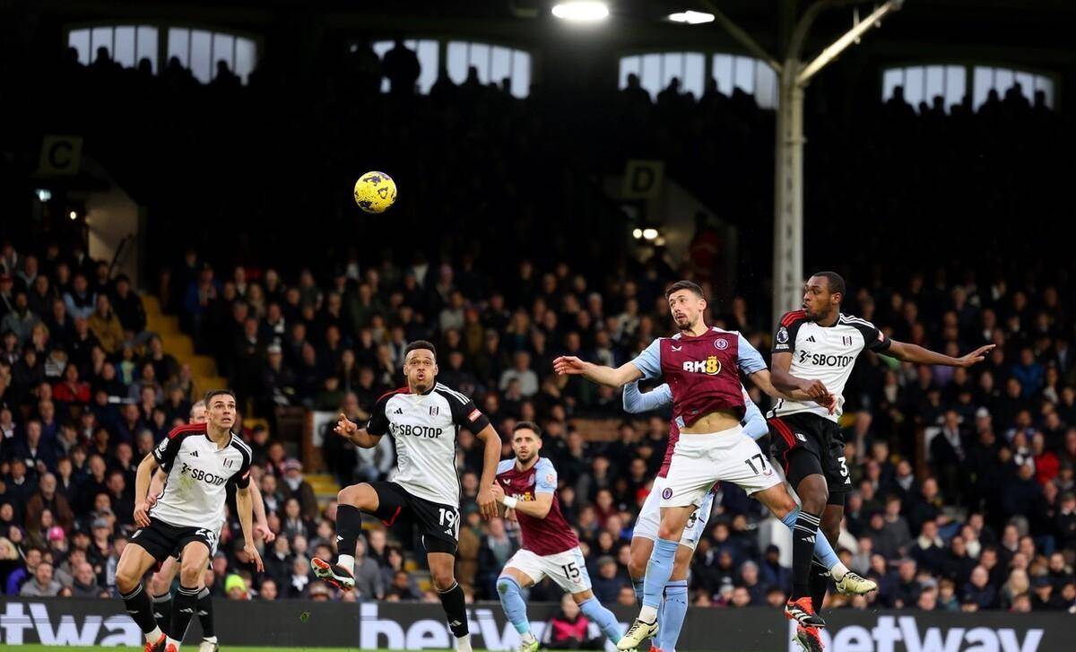 原创英超意甲深夜场次维拉军团努力争前四都灵难摘紫百合