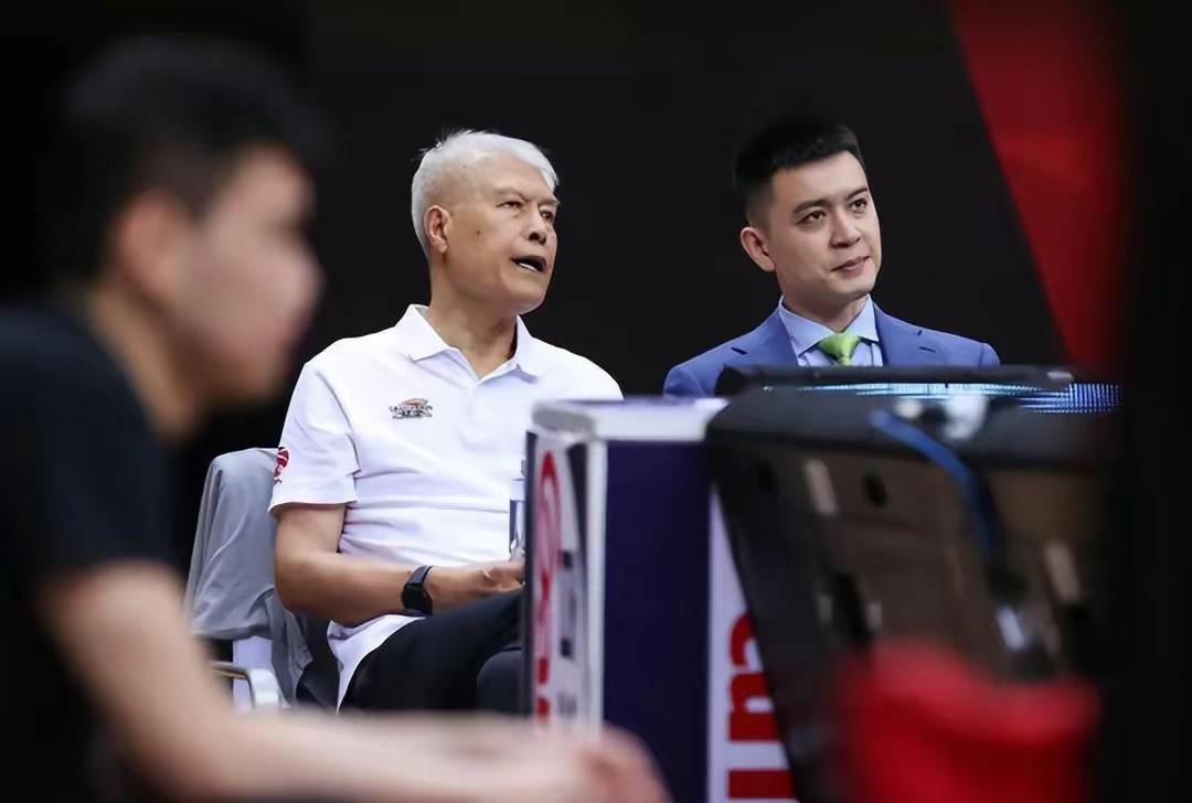 蒋兴权担任中国男篮新主帅悬念揭晓,名记透露最新消息_指导_主教练